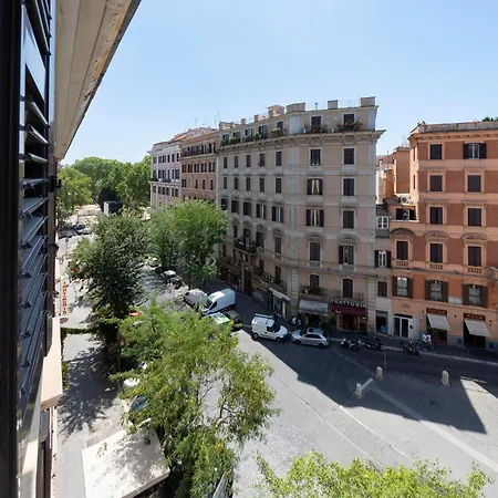 Celeste Vittorio Emanuele Bed and breakfast Roma